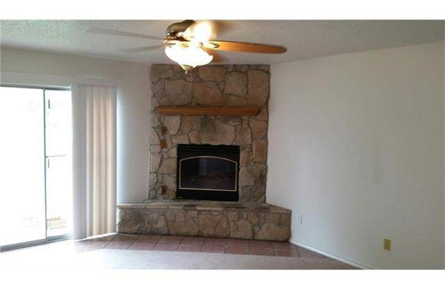 216 Sunset Oaks Drive Gallery 3
