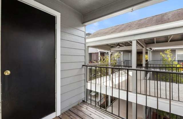 534 Granville Court Gallery 4
