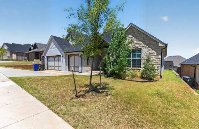 709 Timber Trail photos photos