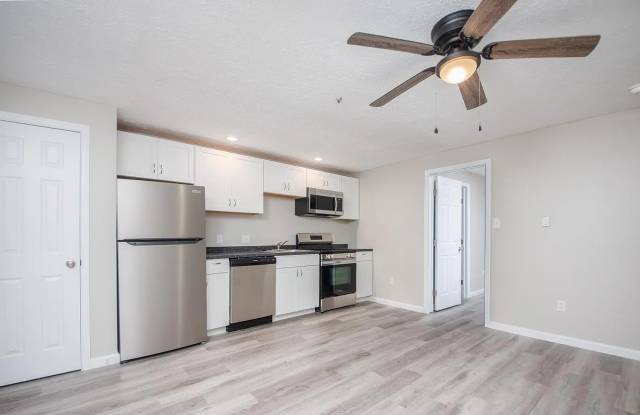 1064 Willowdale Rd photos photos