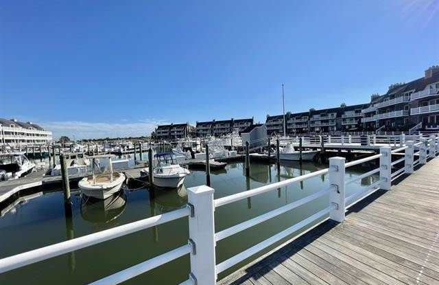 713 Harbour Cove Gallery 3