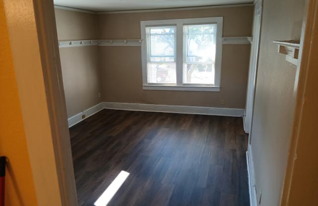 1724 South 88th Street - 3 Gallery 3