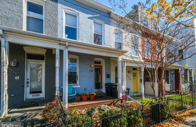 735 18TH ST NE - 735 18th Street Northeast, Washington, DC 20002