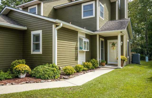 504 Cedarwood Village Gallery 2