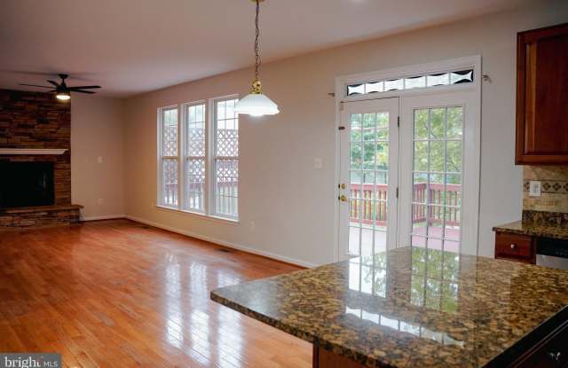 9013 MELODY Drive Gallery 3