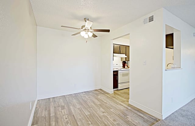 544 Southern Gallery 2