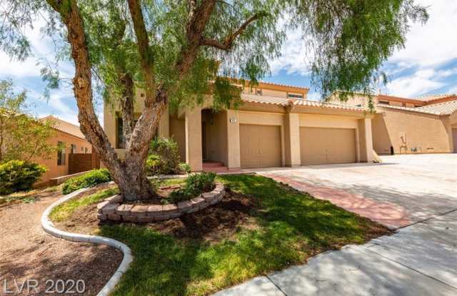 942 Saddle Horn Drive Gallery 2