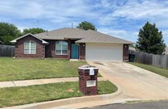 WOODCREEK ADDITION | PRIME LOCATION NEAR OU photos photos