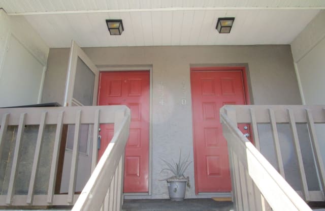 4924 W. Gandy Blvd. Unit G202 - 4924 Gandy Boulevard, Tampa, FL 33611