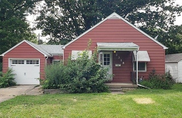 2318 South Cedar Avenue - 2318 South Cedar Avenue, Independence, MO 64052