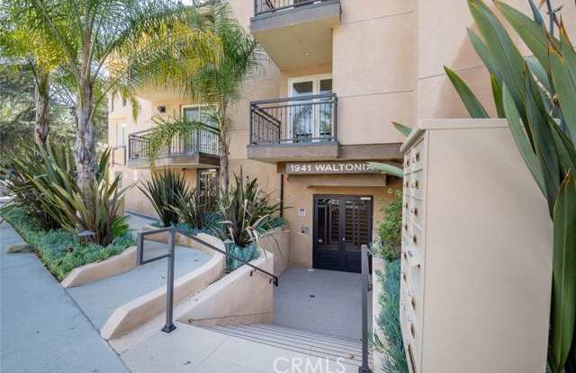 1941 Waltonia Drive Gallery 2