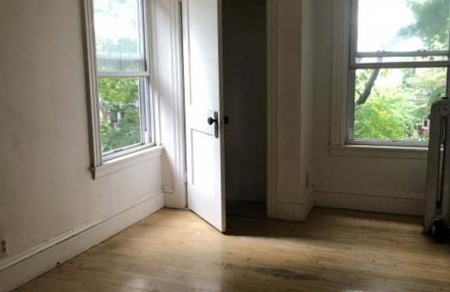 497 Cumberland Avenue - 497 Cumberland Avenue, Portland, ME 04101