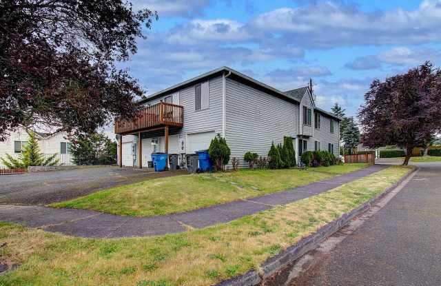 Spacious 3bd 2.5ba Unit in 4Plex - Avail. Now! photos photos
