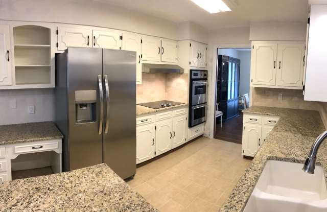 6002 Windhaven drive Gallery 3