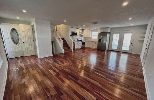 13306 SMOKETOWN Road Gallery 3