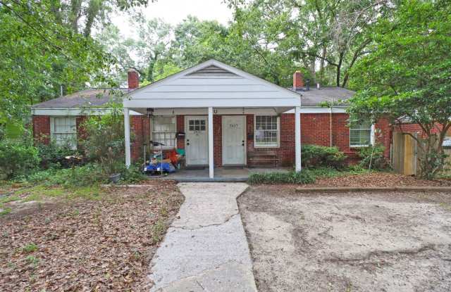 Bright + Spacious 2BR, 1BA in Prime Location photos photos Bright + Spacious 2BR, 1BA in Prime Location photos photos