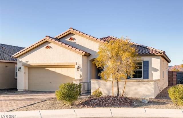 590 VIA PALADINI - 590 Via Paladini, Henderson, NV 89011