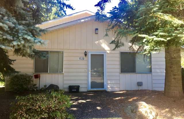 Cute 2BD Unit in Desirable McGillivray Neighborhood! photos photos