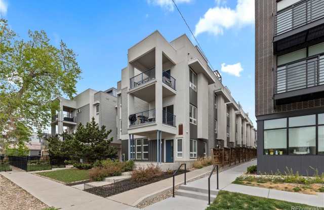 2725 W 25th photos photos
