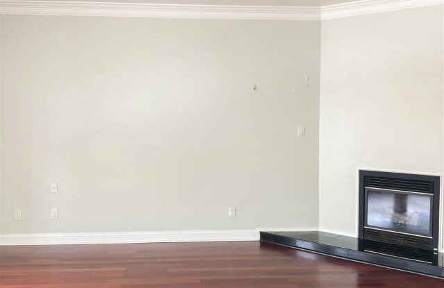 796 Hillside Blvd - 796 Hillside Boulevard, Daly City, CA 94014