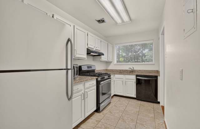 10524 Weymouth Street #W-1 - 1 Gallery 3