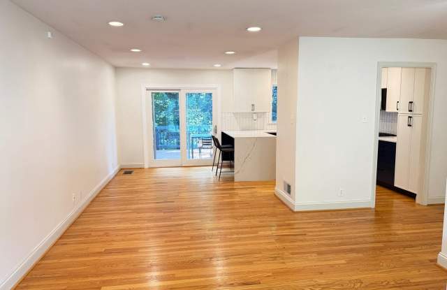 5628 ALTA VISTA Road Gallery 3