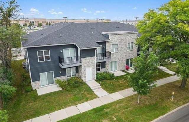 1251 E WOODWARD HEIGHTS Boulevard photos photos