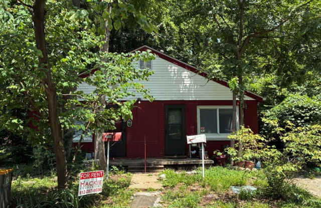 1 bedroom , 1 bath Studio Duplex Gallery 1
