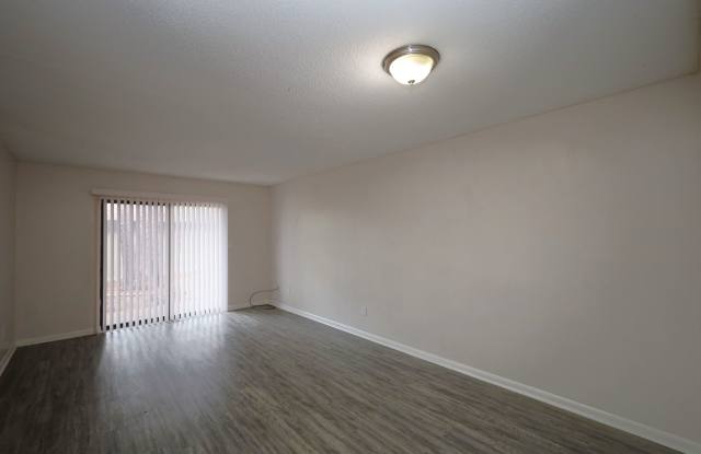 407 Pendleton Place Gallery 4