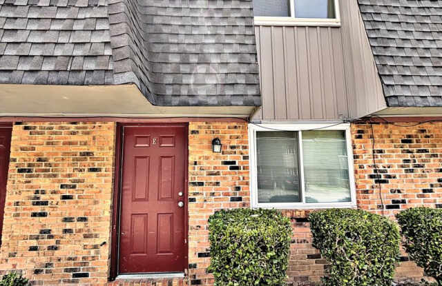 Avalon Cove Townhomes Gallery 1