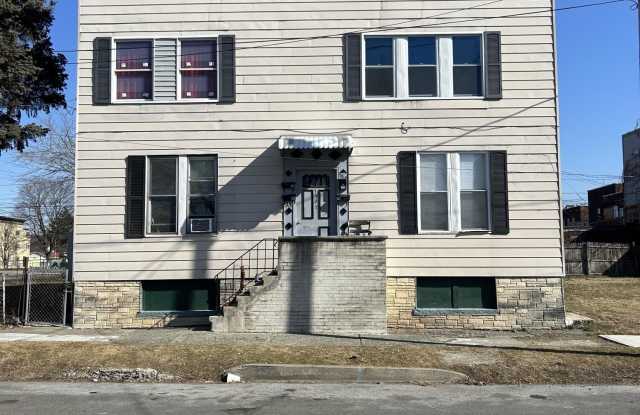 1908 4th Avenue - 1908 4th Avenue, Watervliet, NY 12189