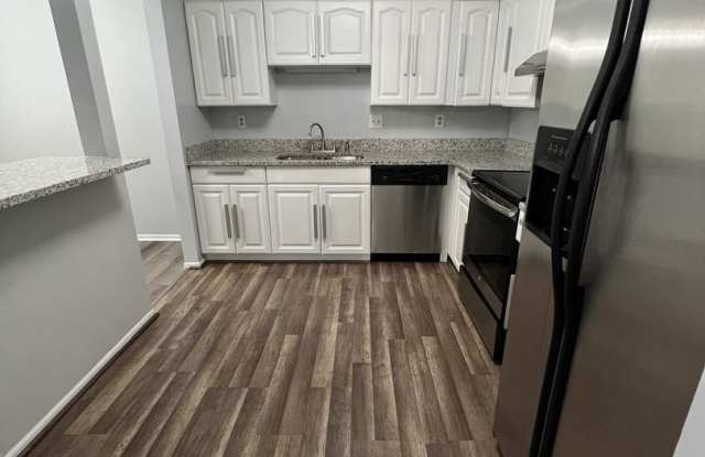 2864 MADEIRA CT #19 Gallery 2