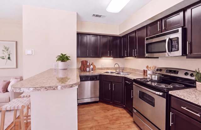 The Arbors of Wells Branch Apartments Gallery 3