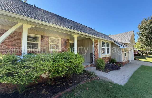 For Lease | Midtown Tulsa | Available Now! Gallery 3
