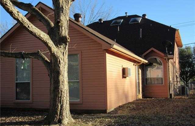 2318 Rockhill Road Gallery 4