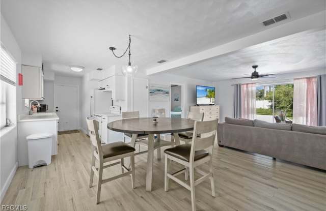 1661 Coronado Road photos photos