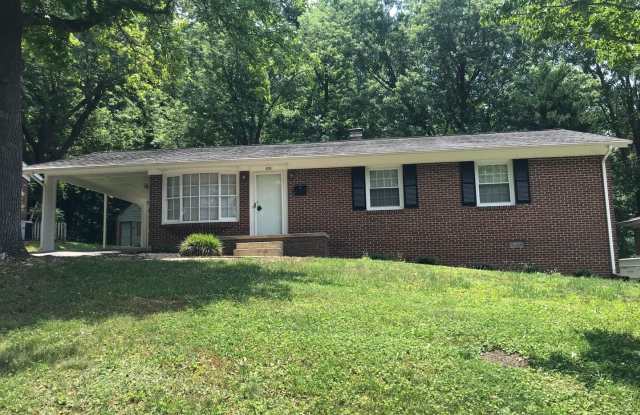 505 Greenway Dr - 505 Greenway Drive, South Boston, VA 24592