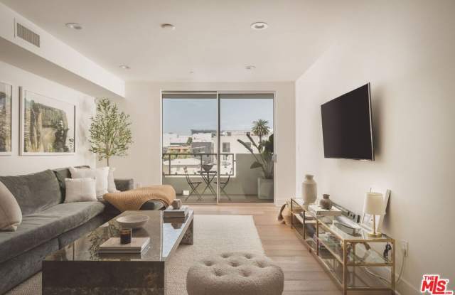 118 N Kings Rd photos photos