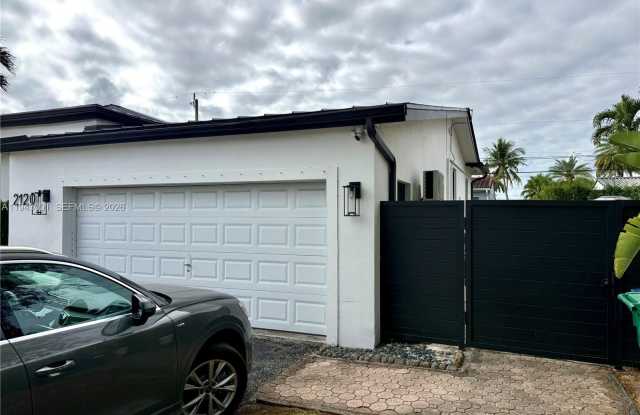 2120 SW 83rd Ave photos photos