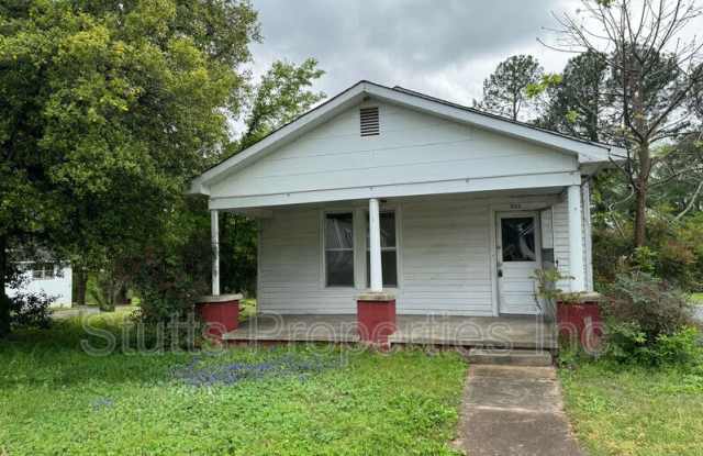 514 Industry Street - 514 Industry Street, Florence, AL 35630 514 Industry Street - 514 Industry Street, Florence, AL 35630