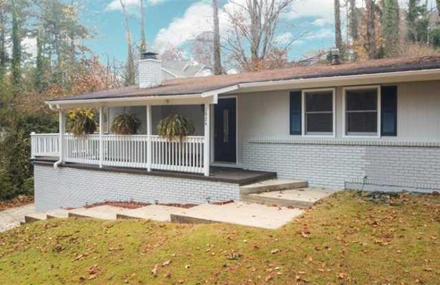 1524 Bubbling Creek Road NE Gallery 4