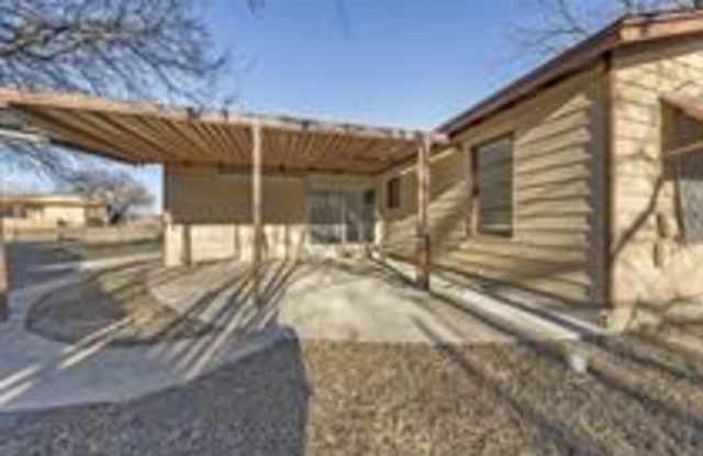 1402 Chico Court Gallery 2