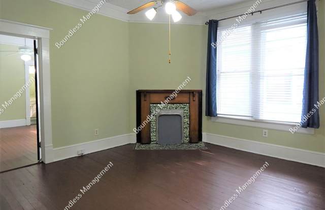 742 Lake Ave NE Gallery 2