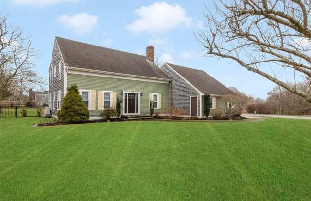 53 River Run Road - 53 River Run, Newport East, RI 02842