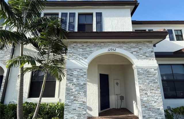 12952 SW 232nd Ter photos photos
