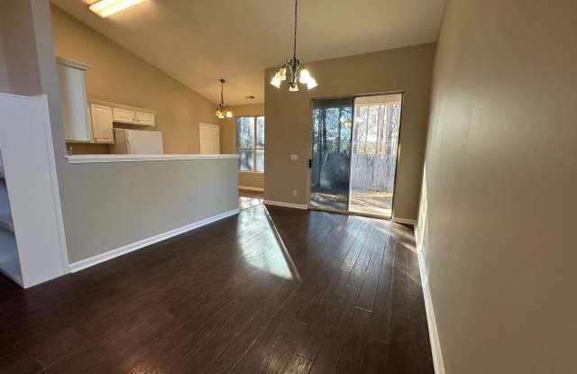 108 Gardenside Dr Gallery 4