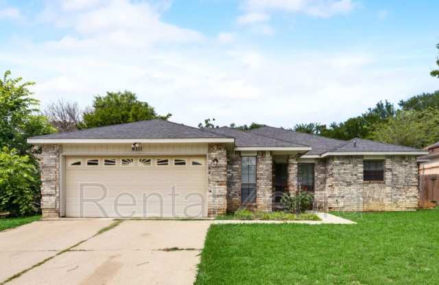 6111 Blue Ridge Court - 6111 Blueridge Court, Arlington, TX 76016