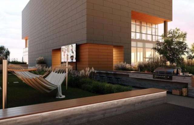 331 W Illinois Gallery 4