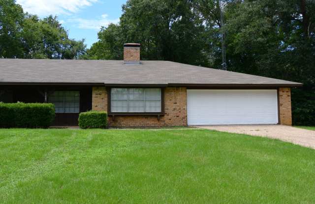 Whitehouse ISD - 3 Bedroom, 2 Bath Duplex, Lawn Care Provided! photos photos