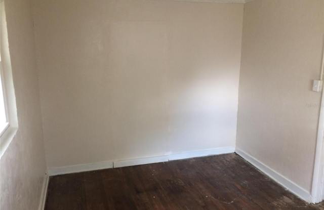 935 S DR. MARTIN LUTHER KING JR. BOULEVARD - 935 Martin Luther King Boulevard South, Daytona Beach, FL 32114